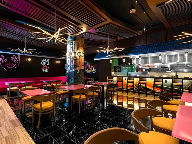 Hot Noods Noodle Bar