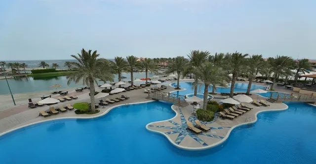Al Bander resort