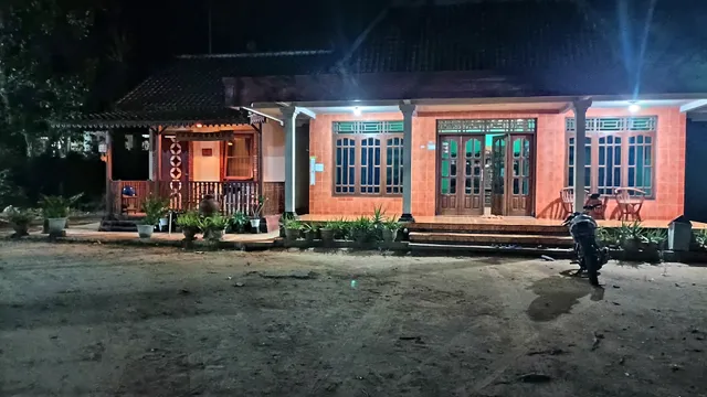 Nia Maretta House Syariah