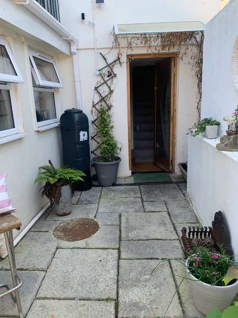 The Cottage, Ashfield Place