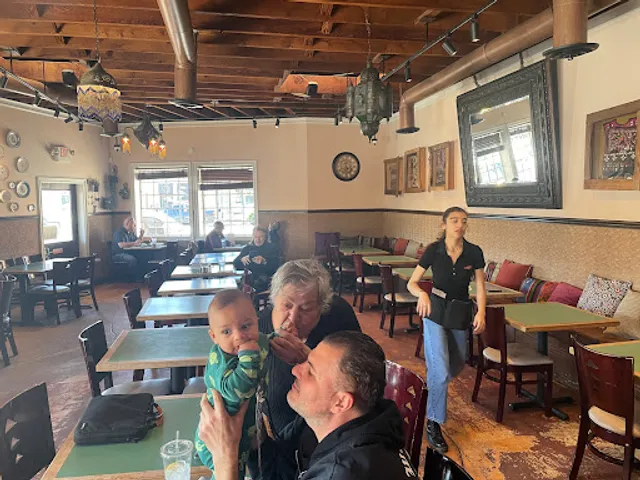 Sunnin Lebanese Cafe