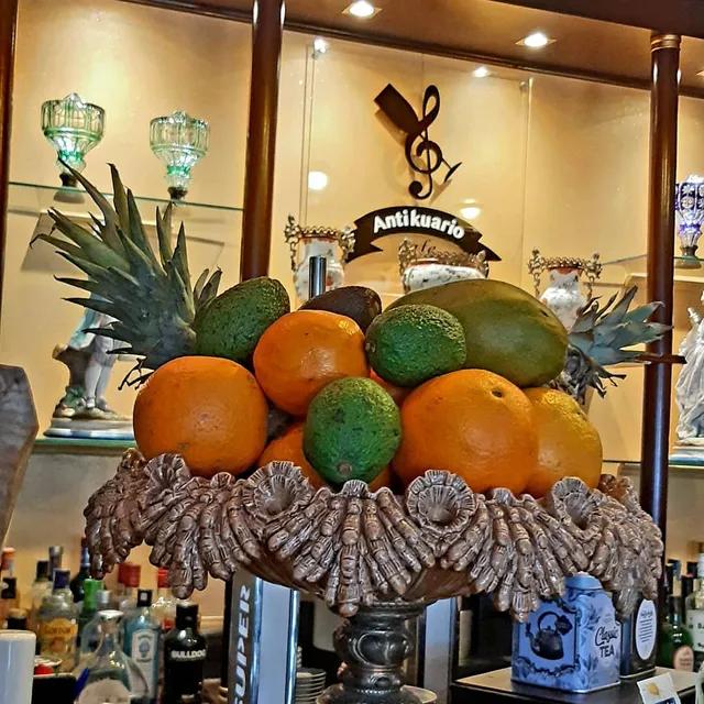 Antikuario Cafe