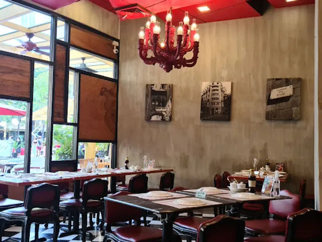 Mamou - A Home Kitchen