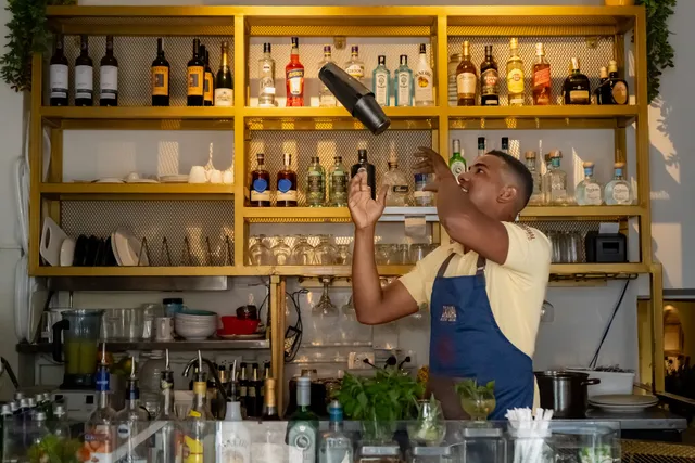 Casual Bistró Local