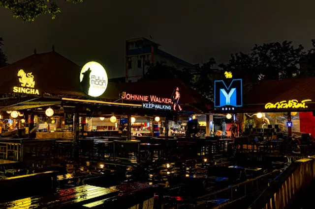 Fullmoon Terrace & Bar