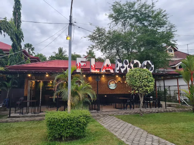 FLAMOO Flame Grilled Burgers