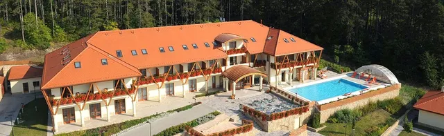 Szalajka Liget Hotel and Apartment