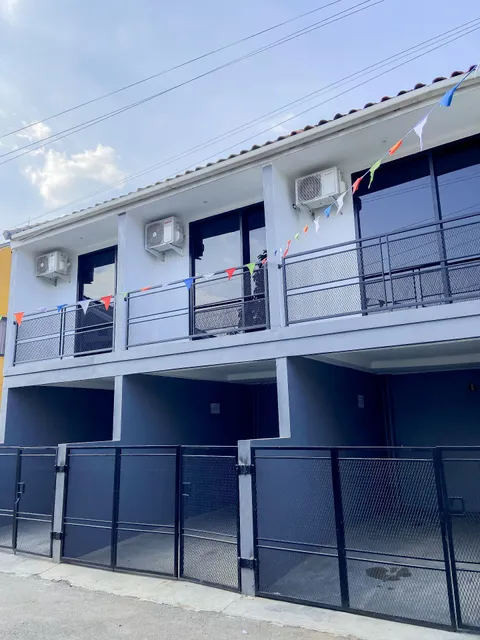 MyHome Guesthouse Aparthouse Managed by OmDin