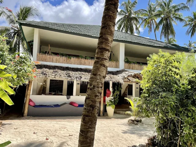 Blue Reef Sport & Fishing Lodge