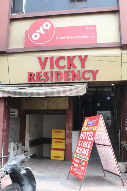 Hotel Vicky Residency