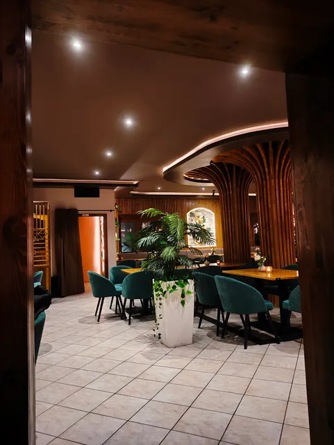 Saigon Sushi & Restaurant