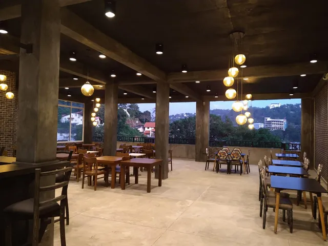 Hangout Late night Kandy