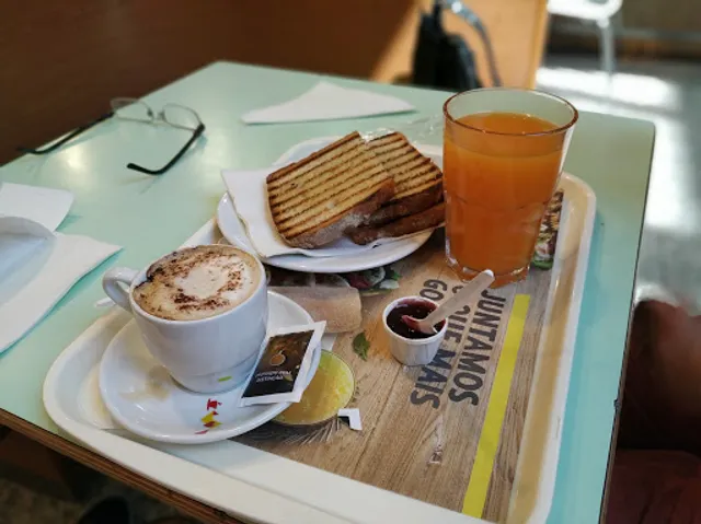 Pans & Company - Gaia Shopping