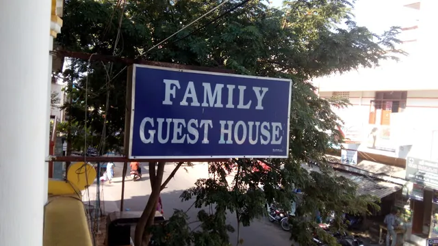 Super OYO Family guest house
