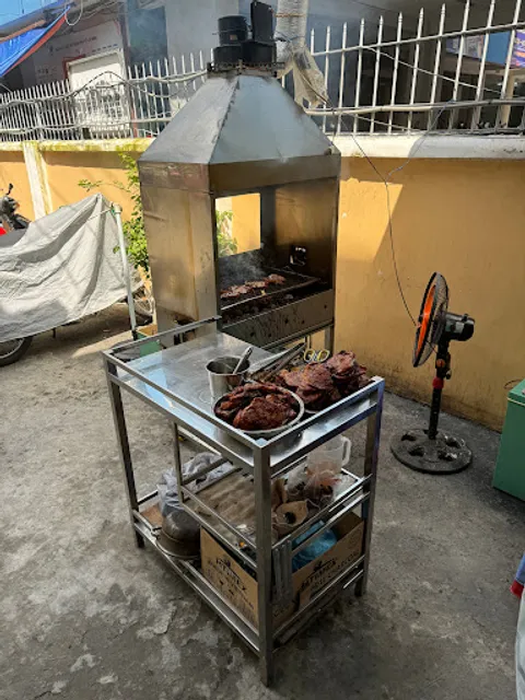 TIỆM CƠM 67 TẤM - Vo Van Tan