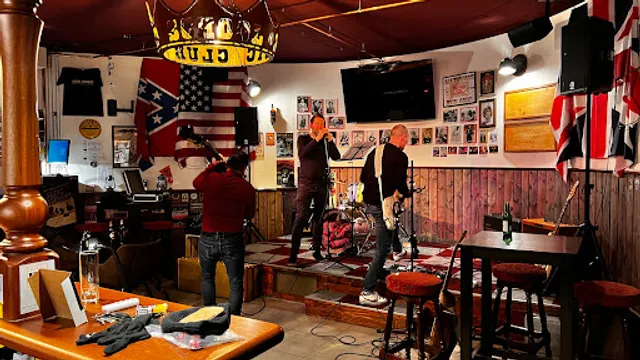 Royal Rockers - Old School Music Club