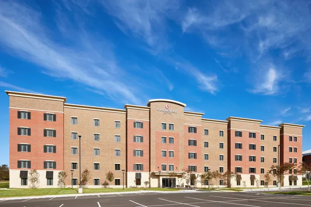 Candlewood Suites West Building 10046