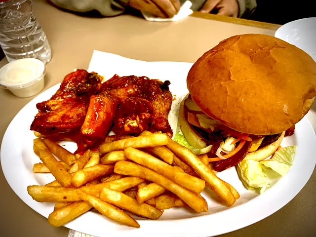 Rodeo Catfish and Wings Mesquite