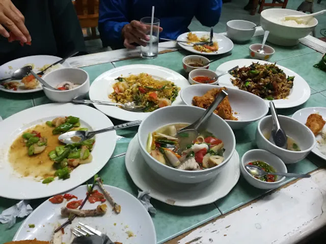 Krua Chalong Chiang Mai