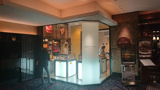 PIERRE HERMÉ PARIS Hotel New Otani