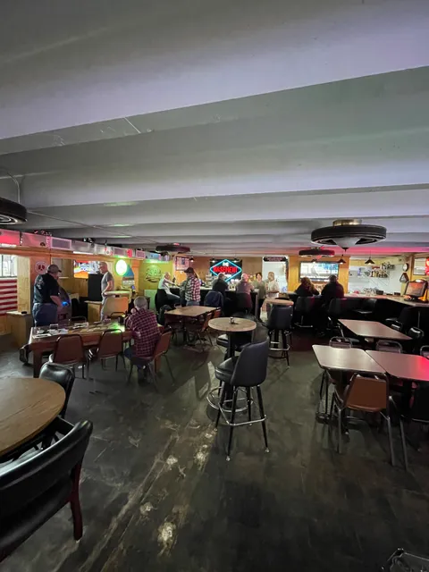 Bret's Basement Lounge