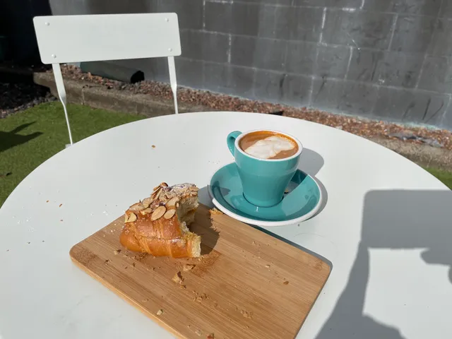 Bow And Tie Coffee Micro Roastery