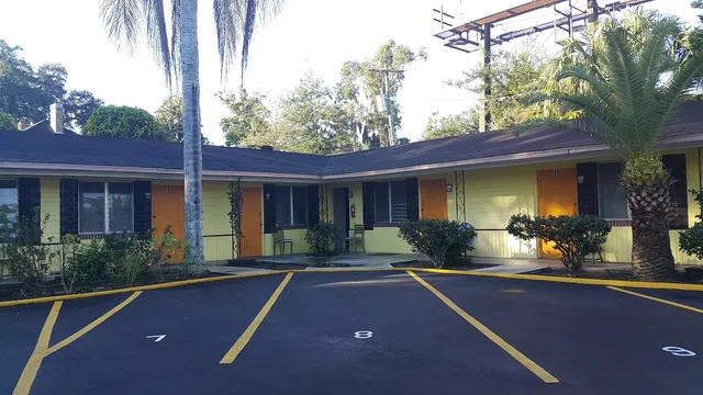 Southland Motel
