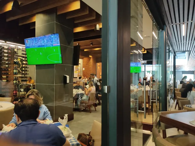 Tre Fratelli Zona 15