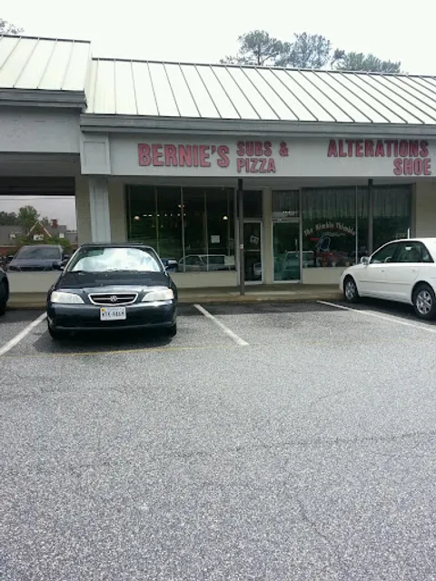 Bernie's Sub & Pizza Shop