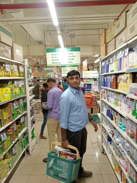 DMart Ghansoli