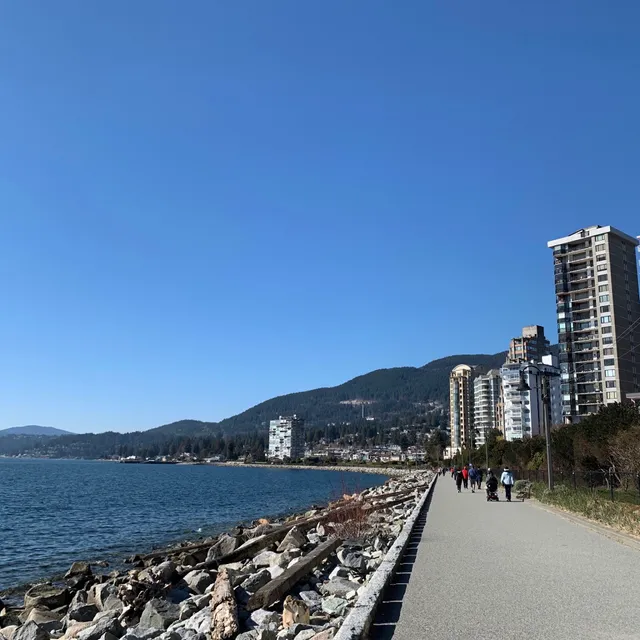 West Vancouver Centennial Seawalk
