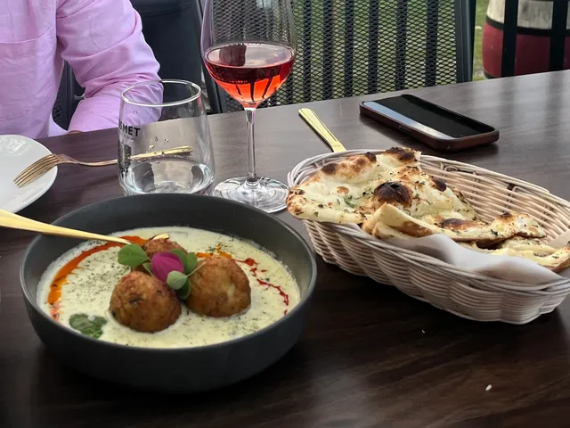 Manzil Indian Restaurant at Kismet Estate Winery
