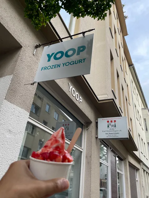 Yoop Frozen Yogurt