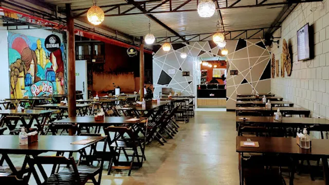 Paradinha Pizzaria e Restaurante