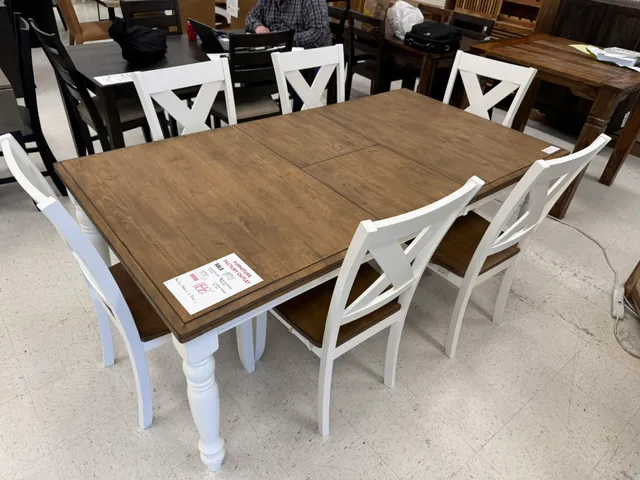 Furniture Factory Outlet