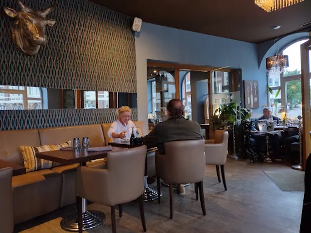 Pastis Kiel GmbH - Restaurant Grill