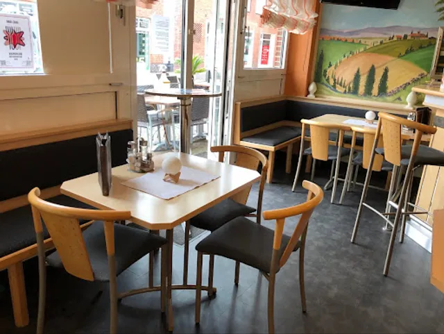 Pizzeria Mon Dial Harsewinkel / Pizza , Pasta , Salate und mehr...