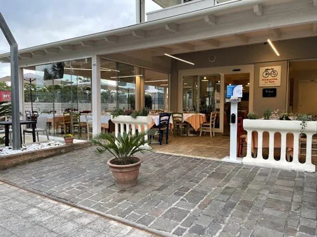 Ristorantino Sul Mare Pierre e Christian [prenota un tavolo sul sito web]