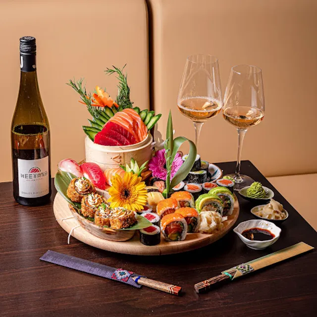 Hee Yang Sushi & Asiatisch Spezialitäten