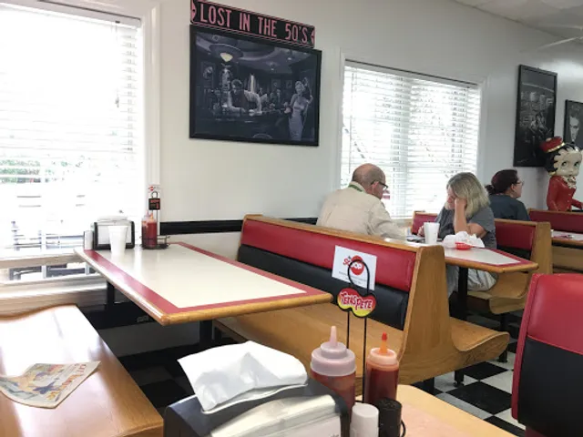 Center Grove Grill & Soda Shop