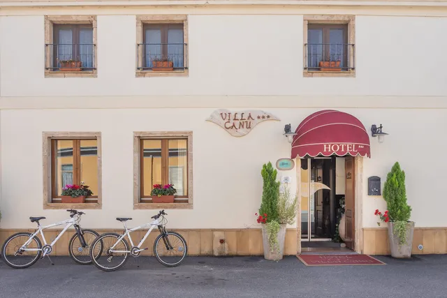 Hotel Villa Canu