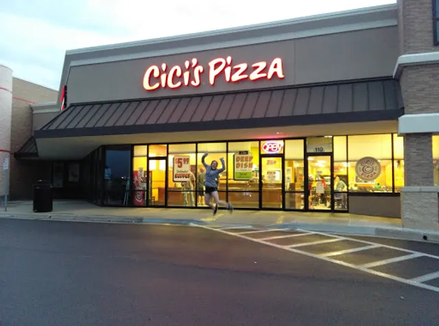 Cicis Pizza