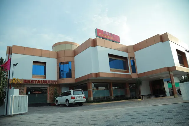 HOTEL KADAMBARI REGENCY