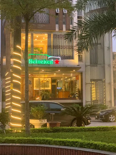 Nhà Hàng Sen Đồng