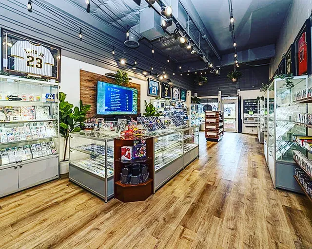 Ross Cards & Collectibles