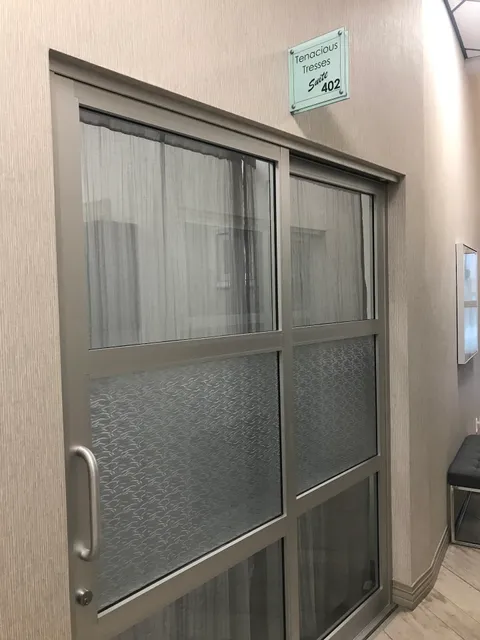 Tenacious Tresses Salon