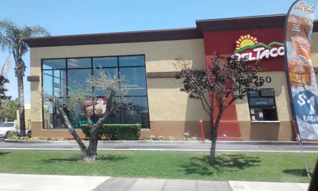 Del Taco
