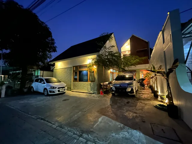 Omasage & Terracotta Guest House