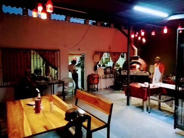 La Galería Pizza a la Leña estilo Romana