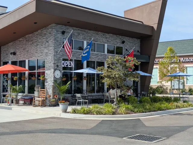 Three Mothers Cuisine & Bakery - West